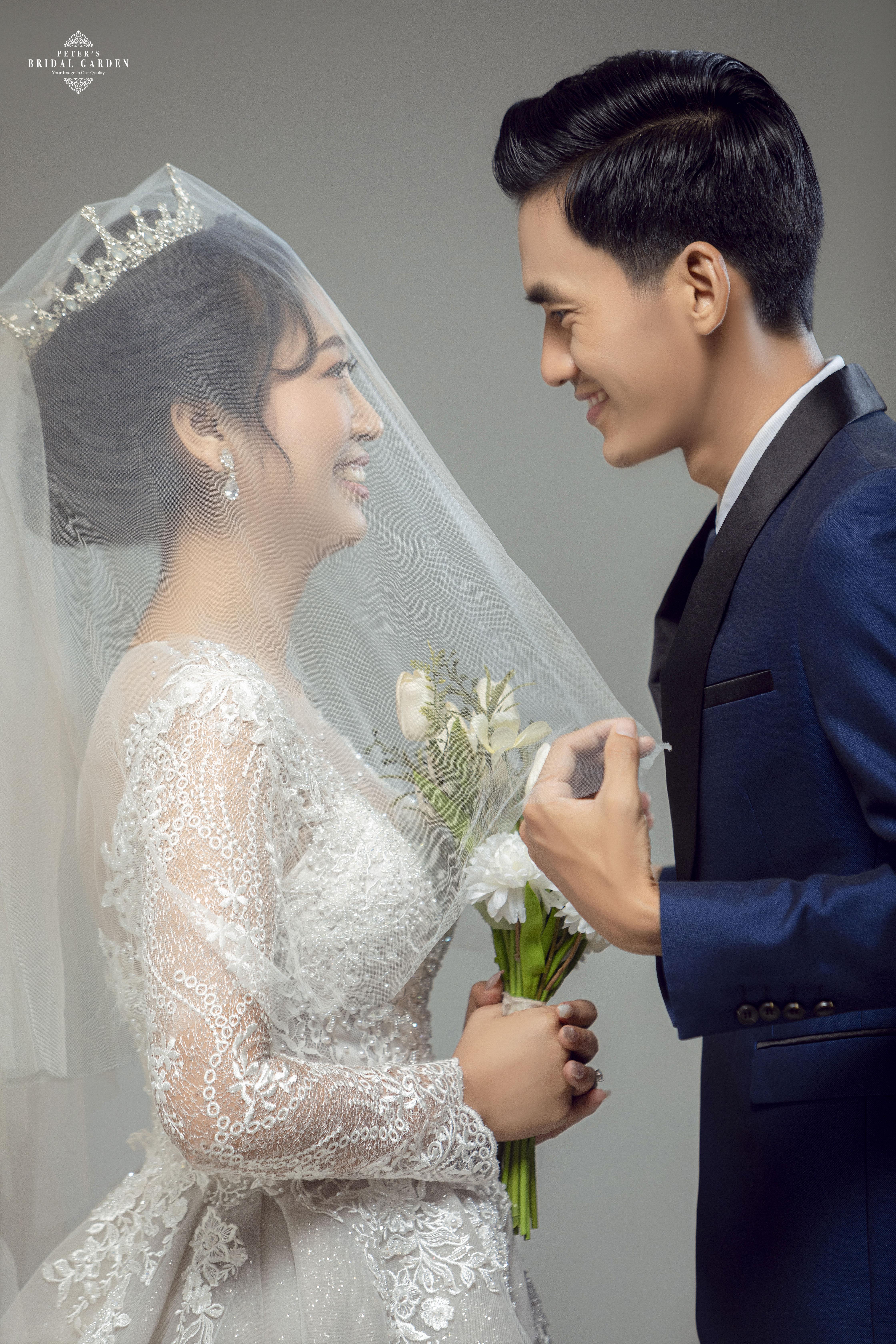 The Wedding Website of Kay Khaing and Htet Zaw