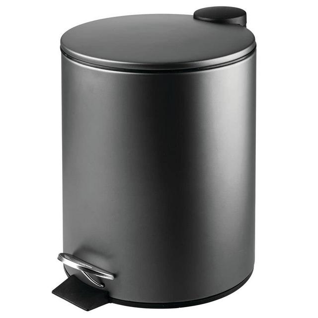 mDesign Metal 1.3 Gallon/5 Liter Round Step Trash Wastebasket, Garbage Container Bin for Bathroom, Powder Room, Bedroom, Kitchen, Craft Room, Office - Removable Liner Bucket - Black