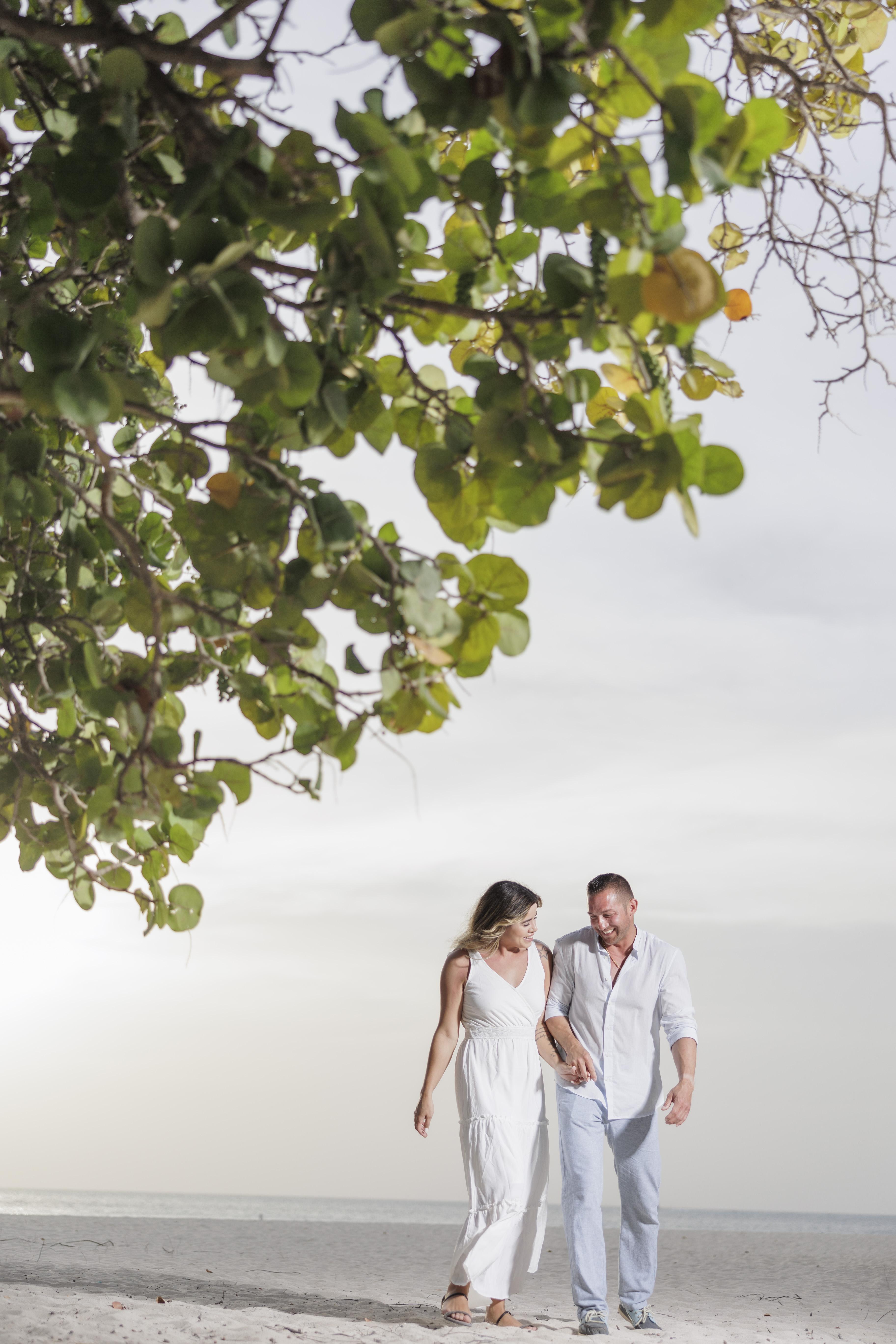 The Wedding Website of Jennifer Almeida and Frank Corvino