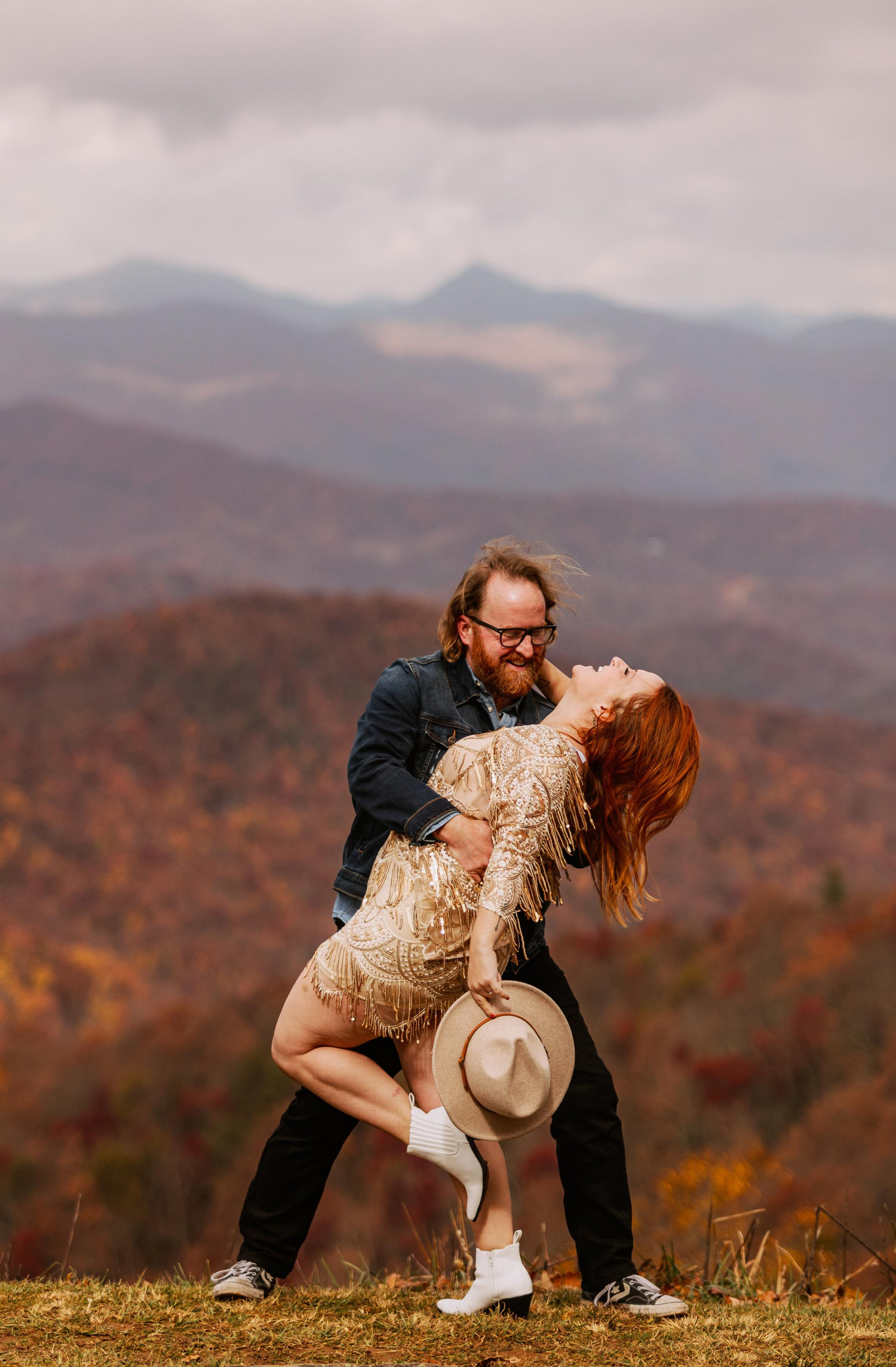 The Wedding Website of Lauren Anderson and Jonathan Rogers