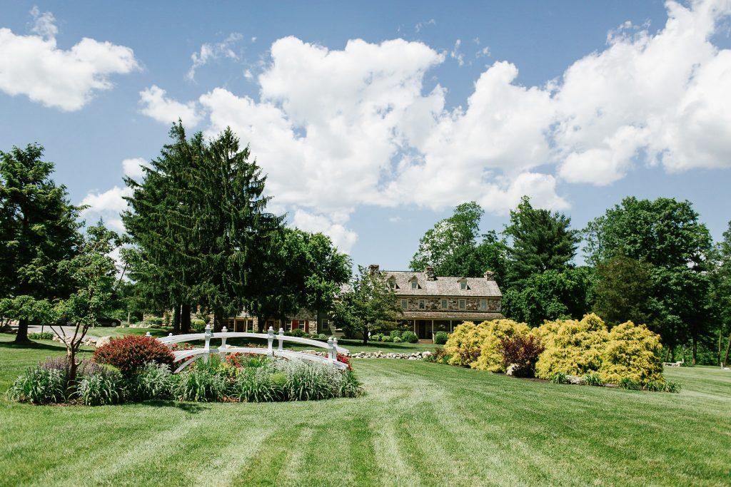 The Wedding Website of Laura Van Curen and Christopher Glaunert