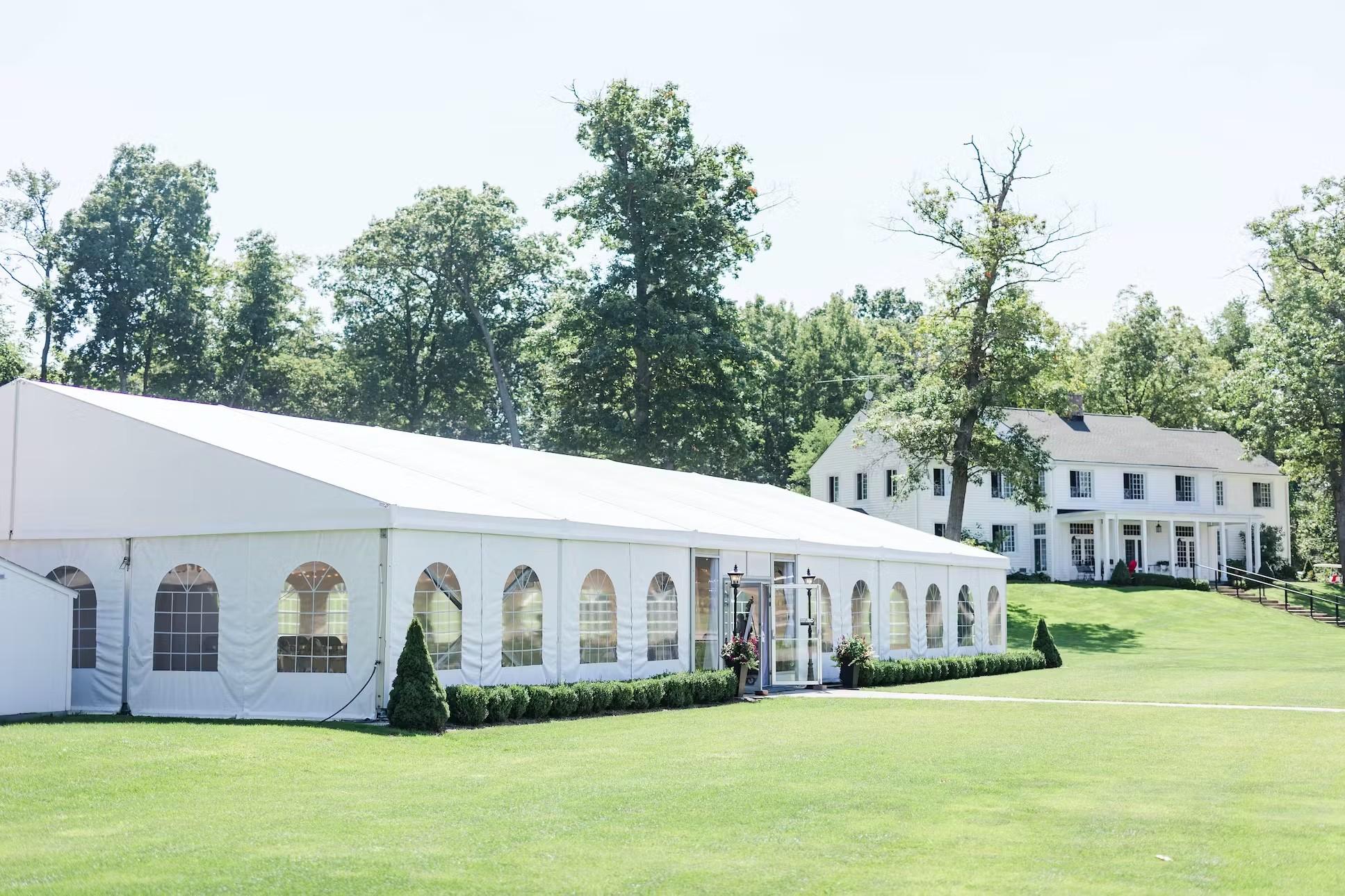 The Wedding Website of Danielle Bohn and Ian Nolan
