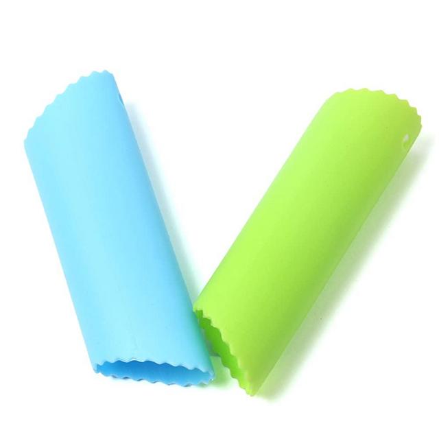 Ginsco 2pcs Silicone Garlic Peeler Tube Peel Easy Useful Kitchen Tools （Green+Blue）