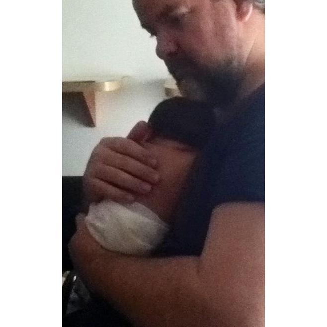 Ahh, Daddy warmth!