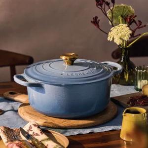 Signature Round Dutch Oven Chambray 5.5 QT