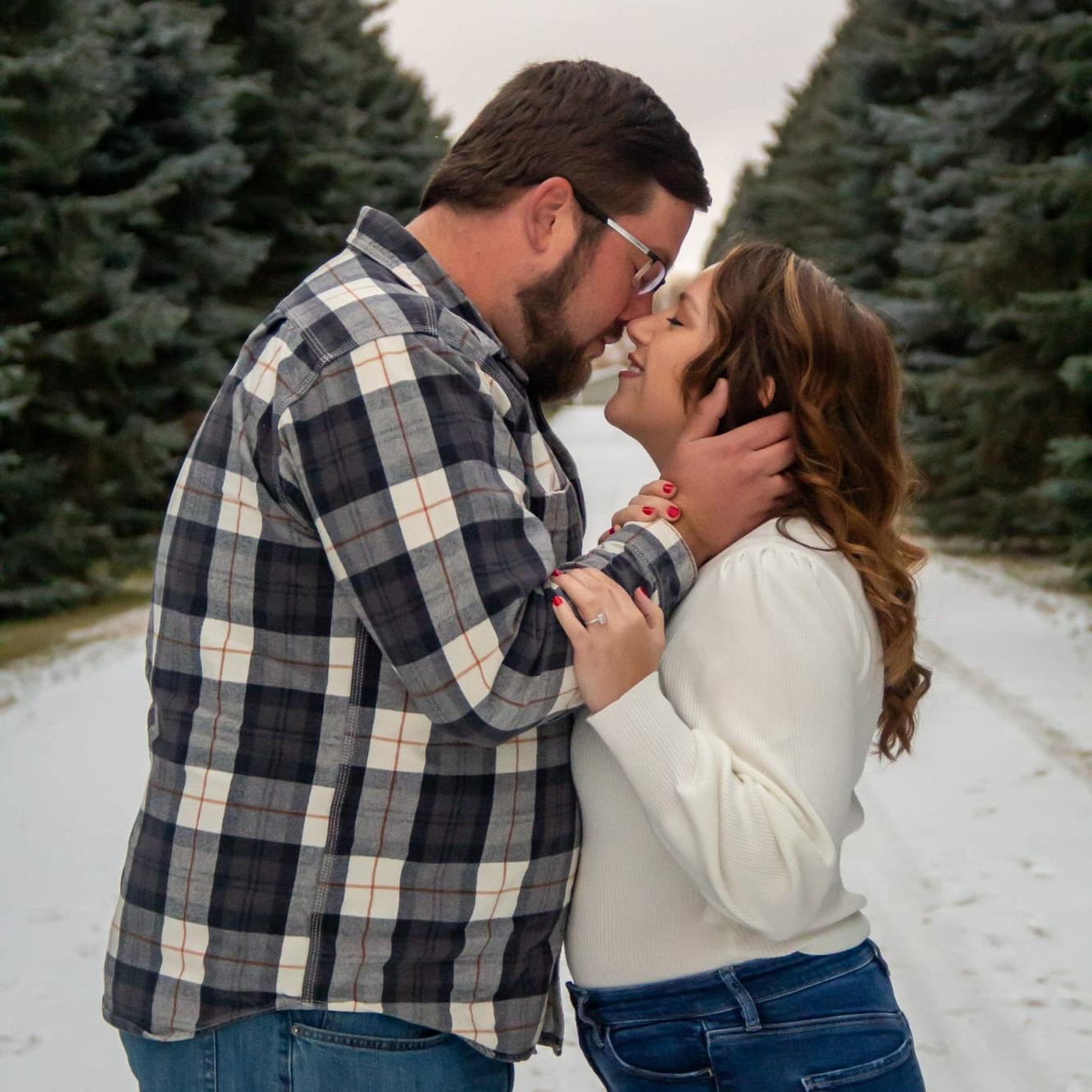 Engagement Photos! 🥰