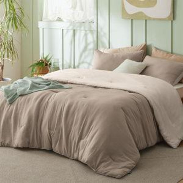 Bedsure King Size Comforter Set, Reversible Khaki Soft Prewashed Bedding for All Seasons, 3 Pieces Warm Down Alternative Bed Set, 1 Lightweight Comforter (104"x90") and 2 Pillowcases (20"x36")