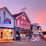 Restaurants & Shops