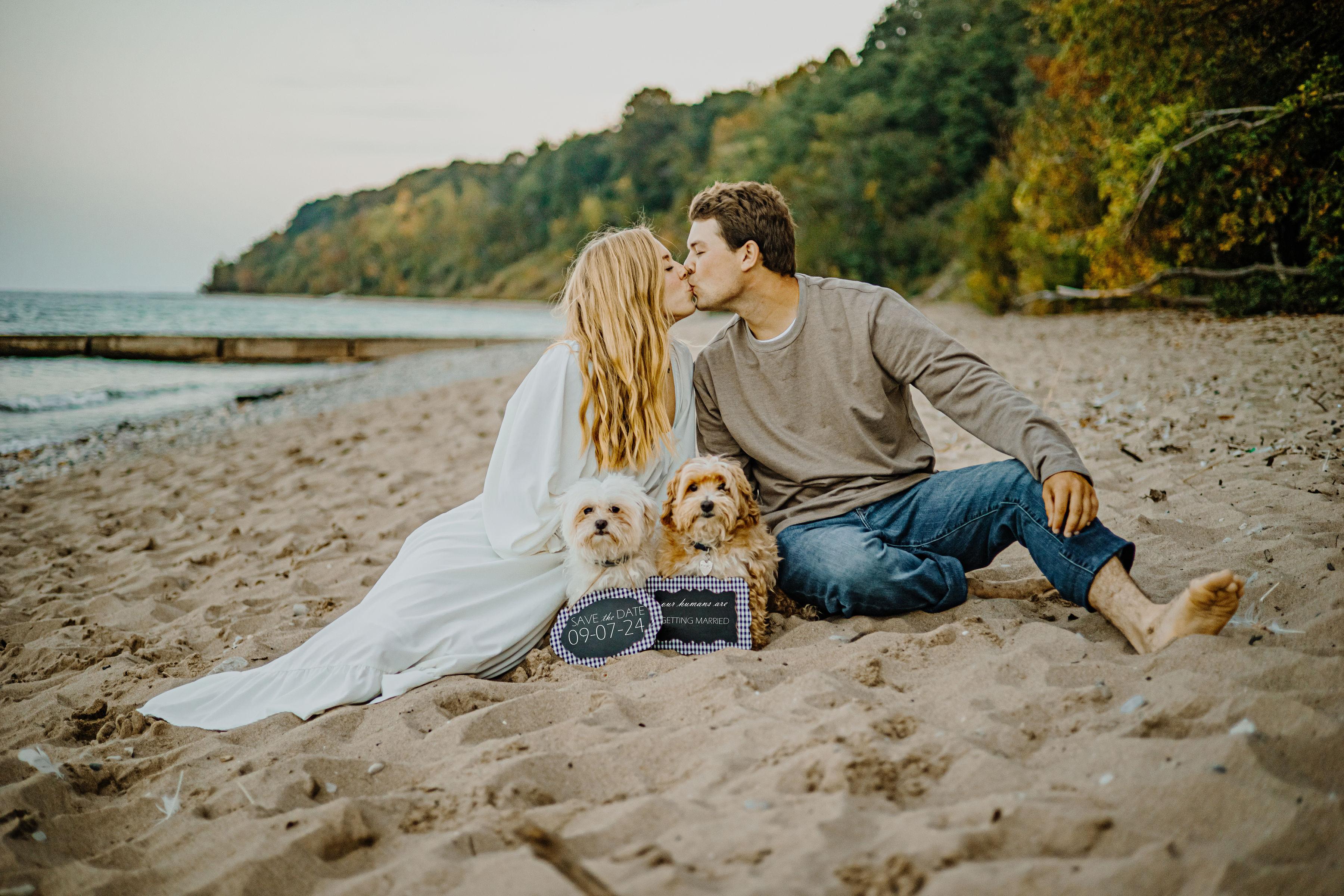 The Wedding Website of Hannah Calkins and Andrew Ruesch