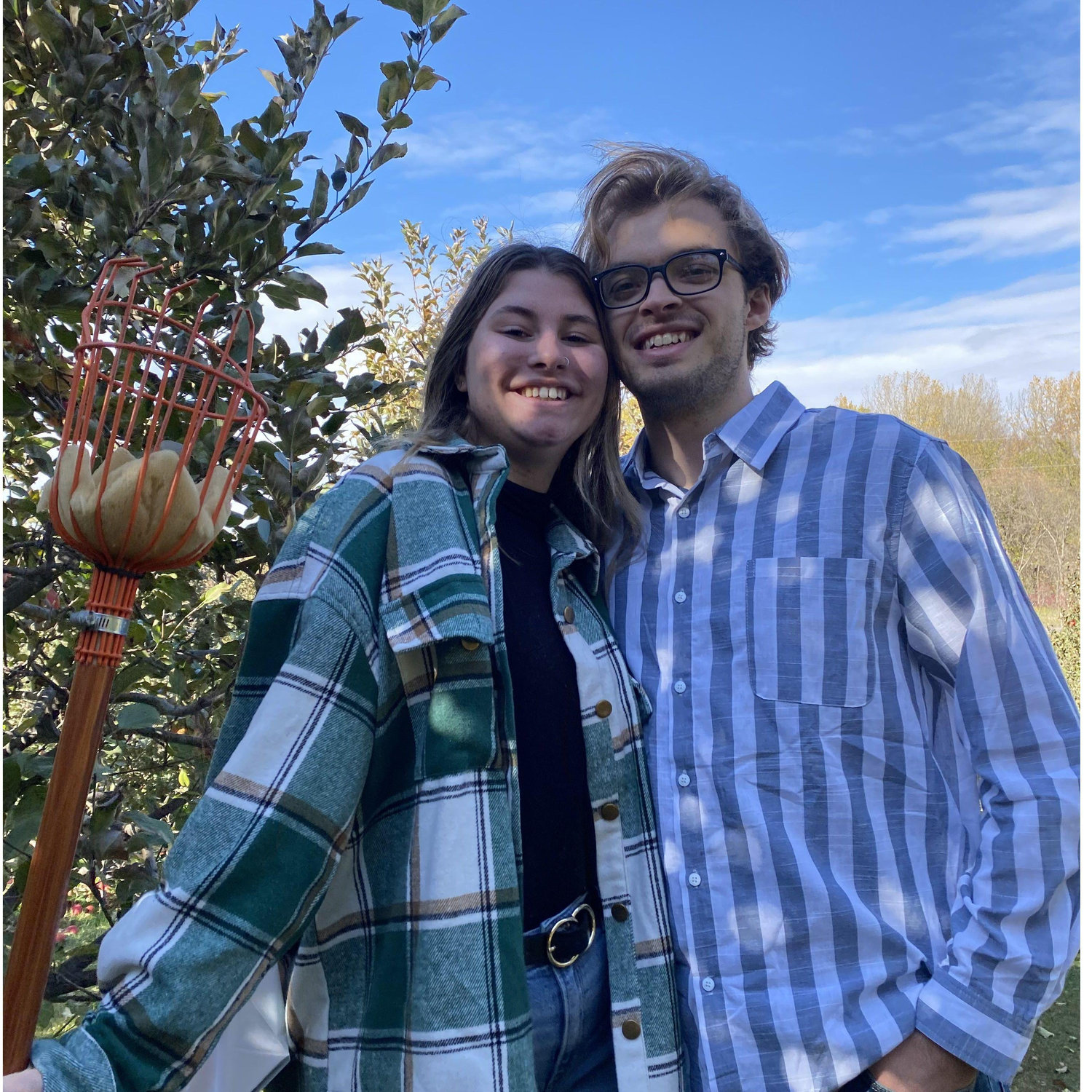 October 2022: Senior year at Gustavus gets going, and Sam and Zoe get to have their first semester together on the same campus. And have non-Zoom dates, like this one at the apple orchard.
