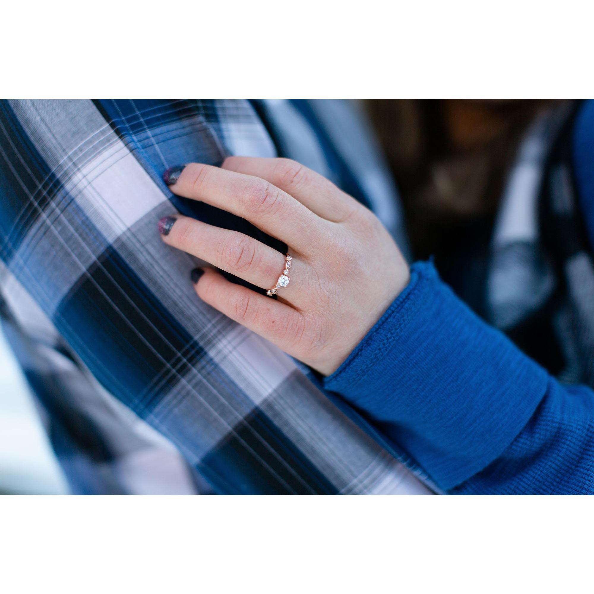 Engagement Photos: Ashley Dahl Photography