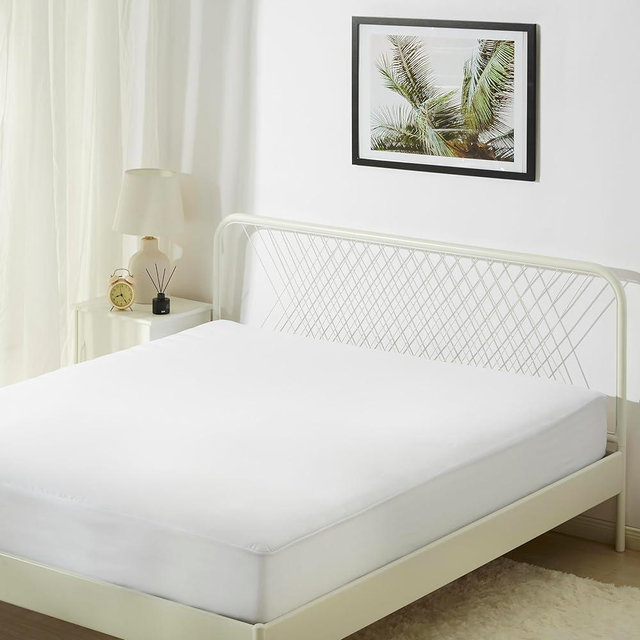 Amazon Basics Waterproof Mattress Protector, White, Queen