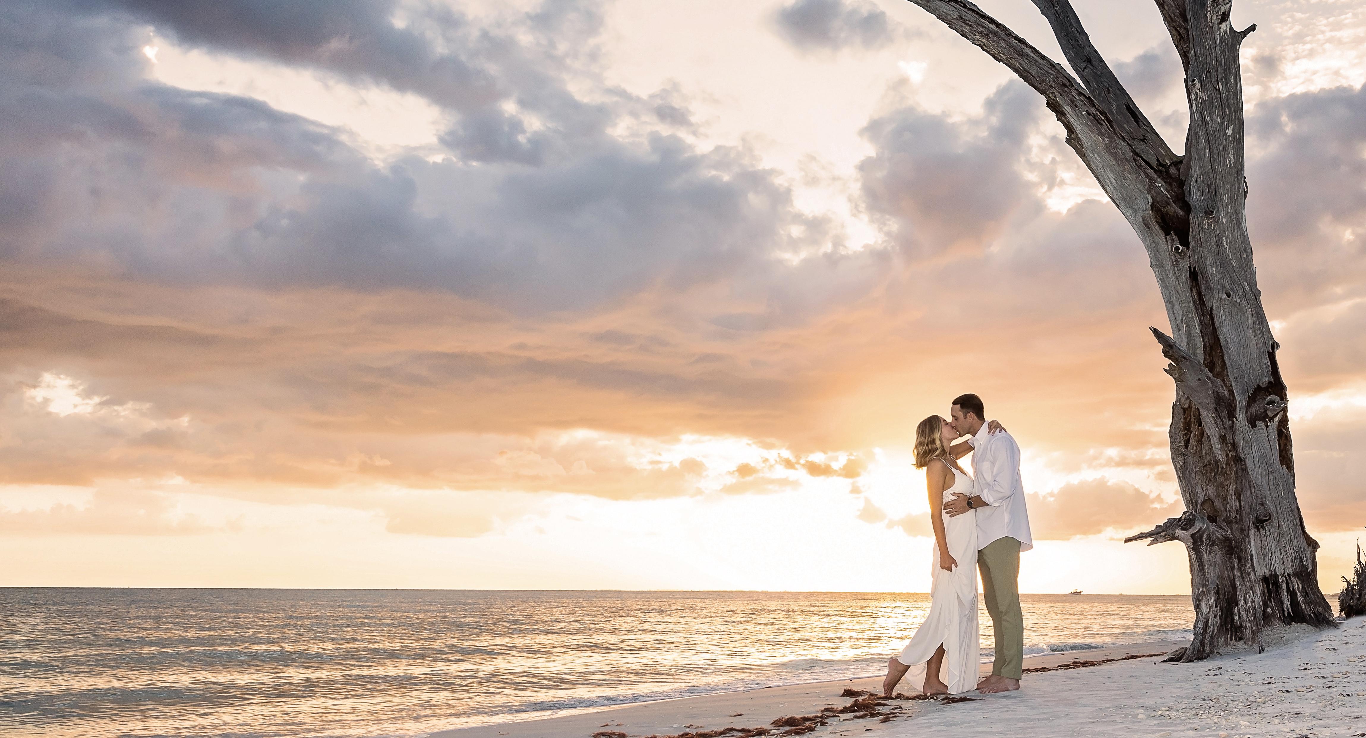 The Wedding Website of Caroline Jordan and Blake Biggs