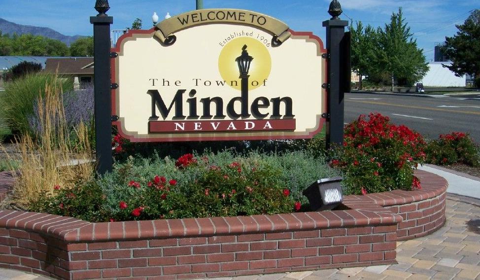 The Wedding Website of Calli Tutty and Logan Davis