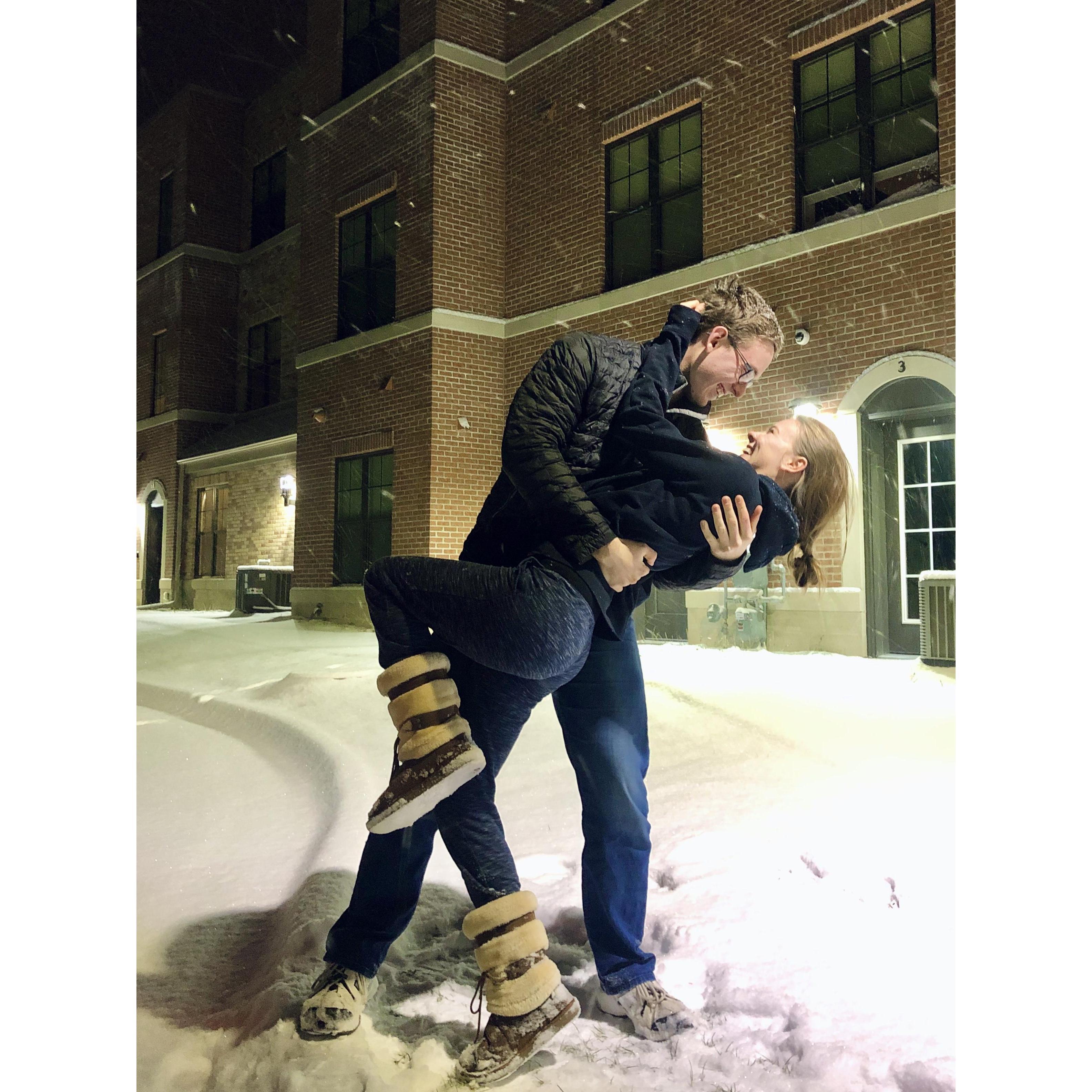 02 . 05 . 20
Dancing in the snow