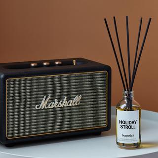 Holiday Stroll Reed Diffuser
