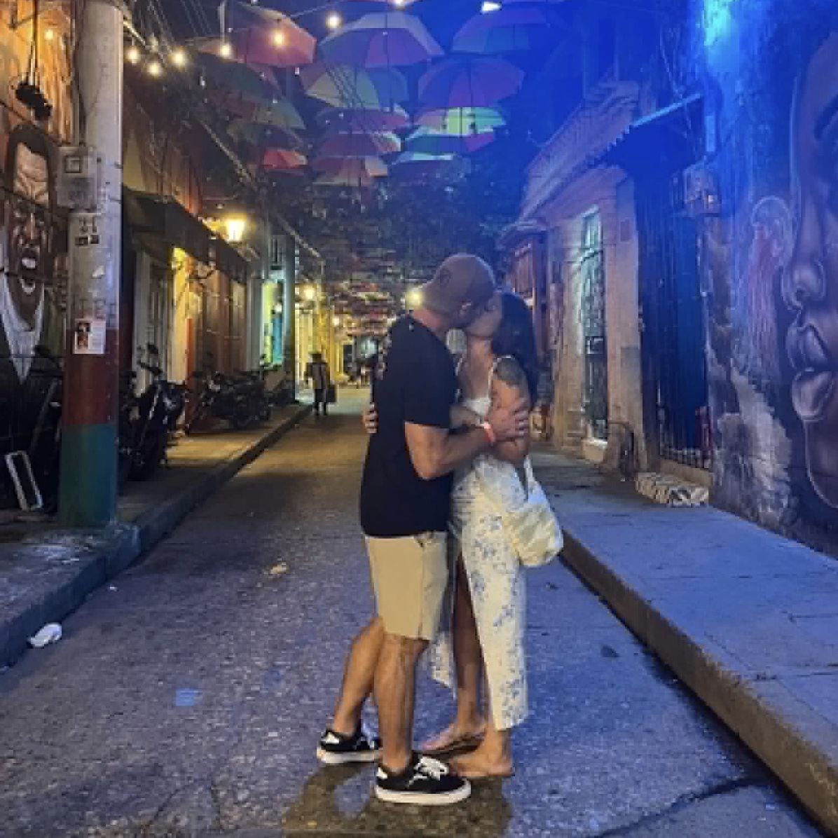 Raquel Santos and Chris Rayson's Wedding Website