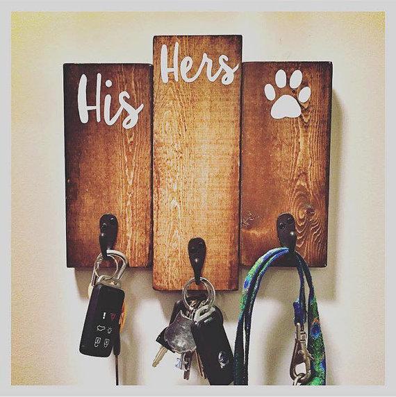 His, Hers & Dog / Entryway Key Hooks / Leash and Collar Holder / Entryway Sign / Pawprint / Newlywed Gift / Wedding Gift / Dog / Paw