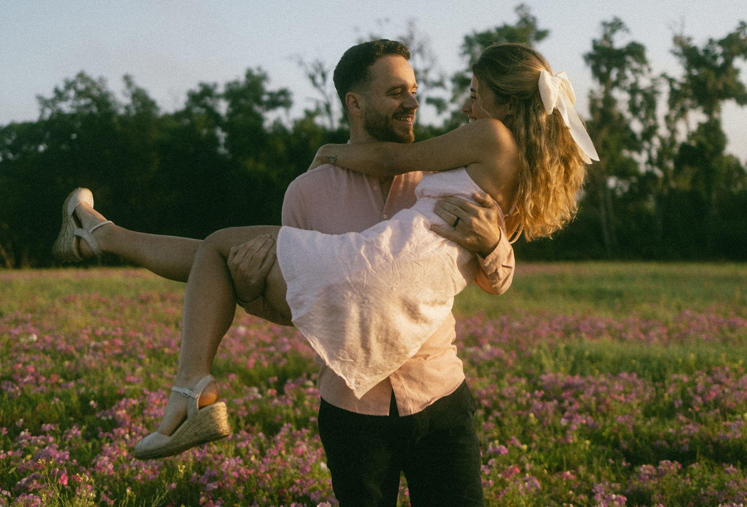 The Wedding Website of Demi Kuveikis and Troy Kuveikis