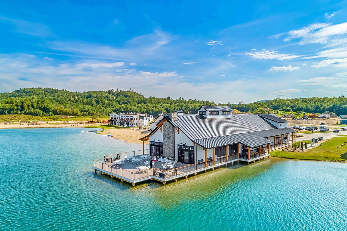 The Wedding Website of Danielle Smith and Nicholas Moschella