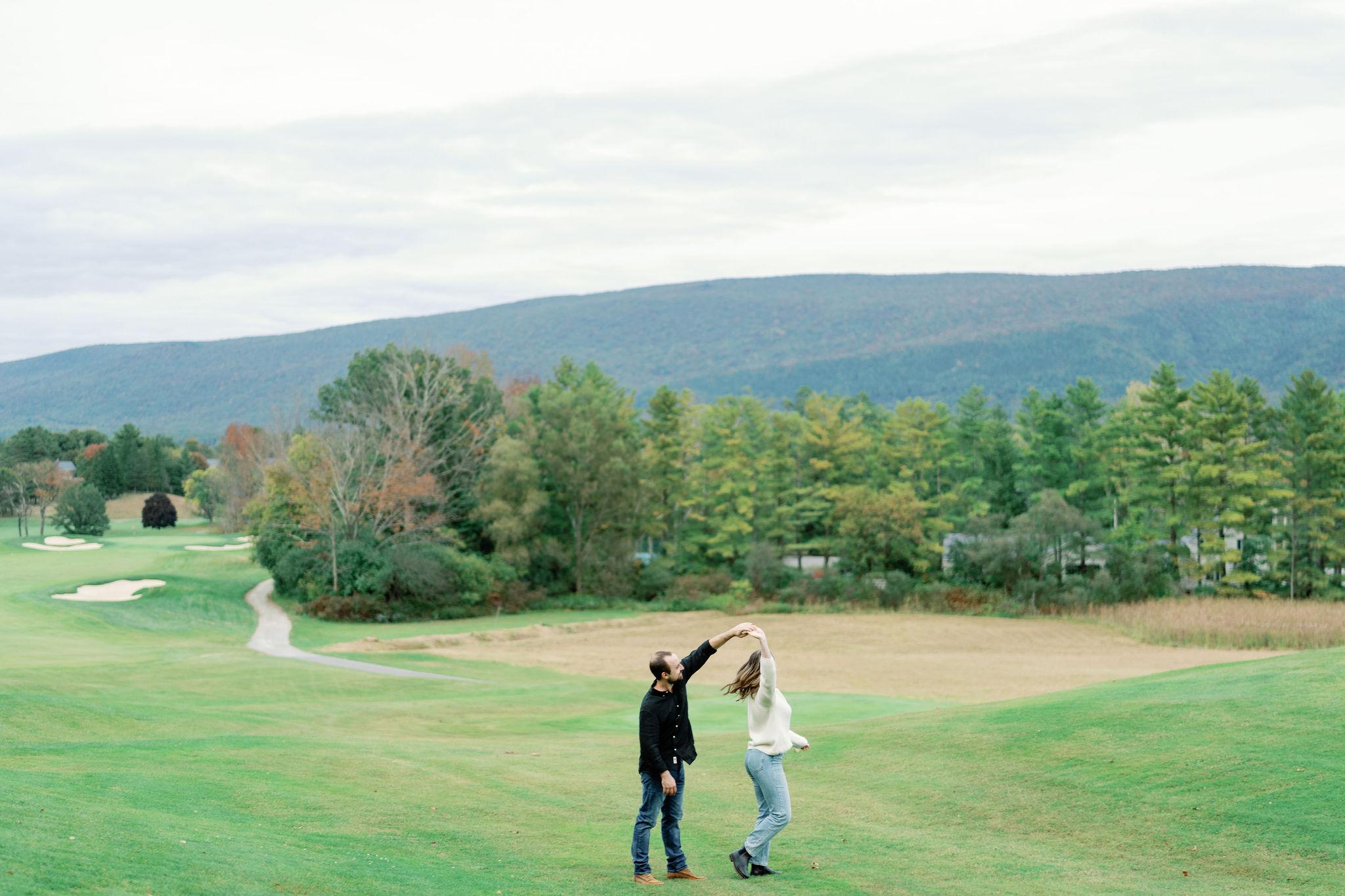 The Wedding Website of Hannah Regin and Henry Mitchell