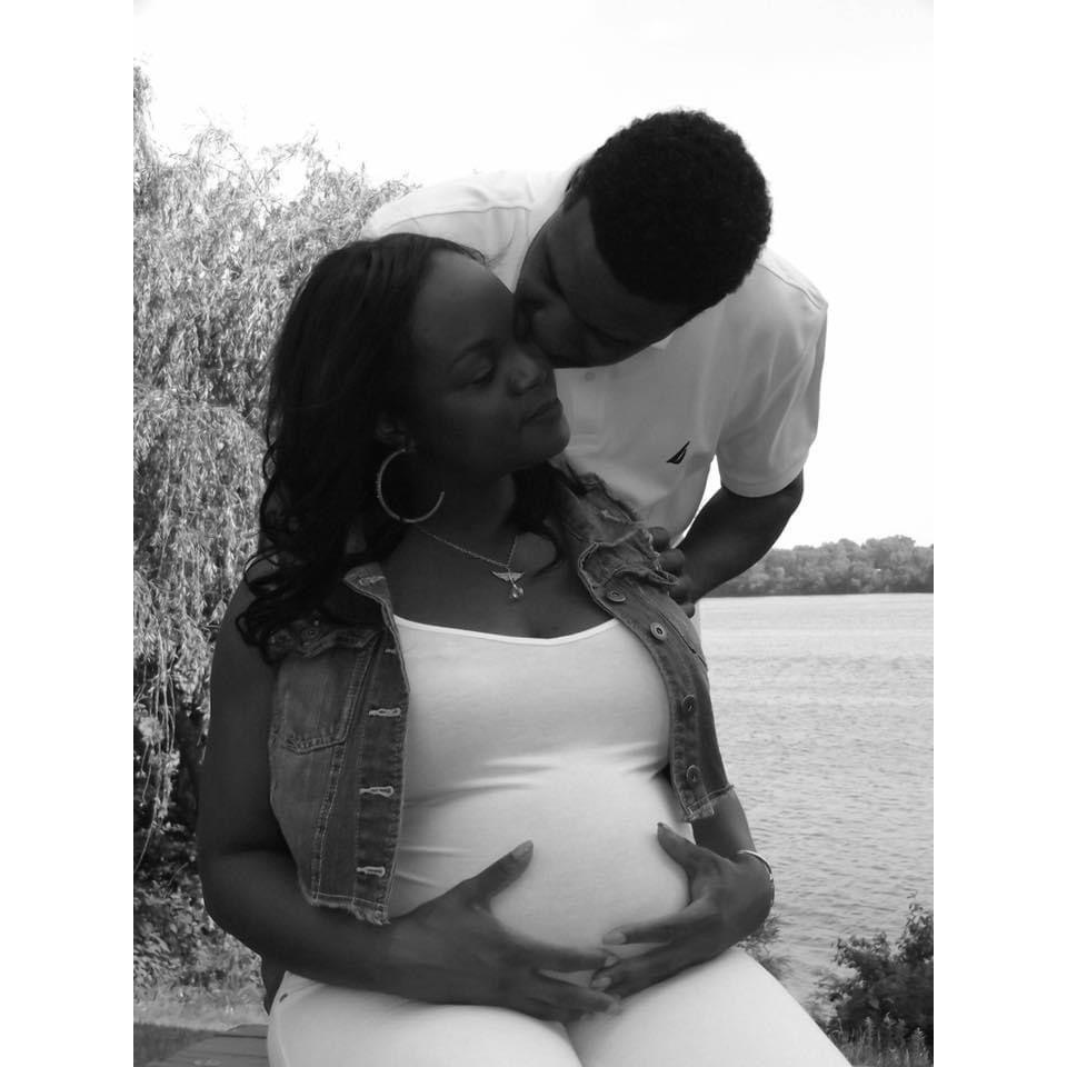 Pregnancy photos while awaiting MJ's arrival