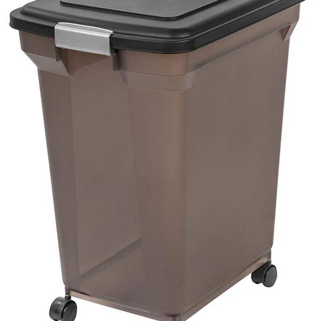 IRIS Premium Airtight Pet Food Storage Containers