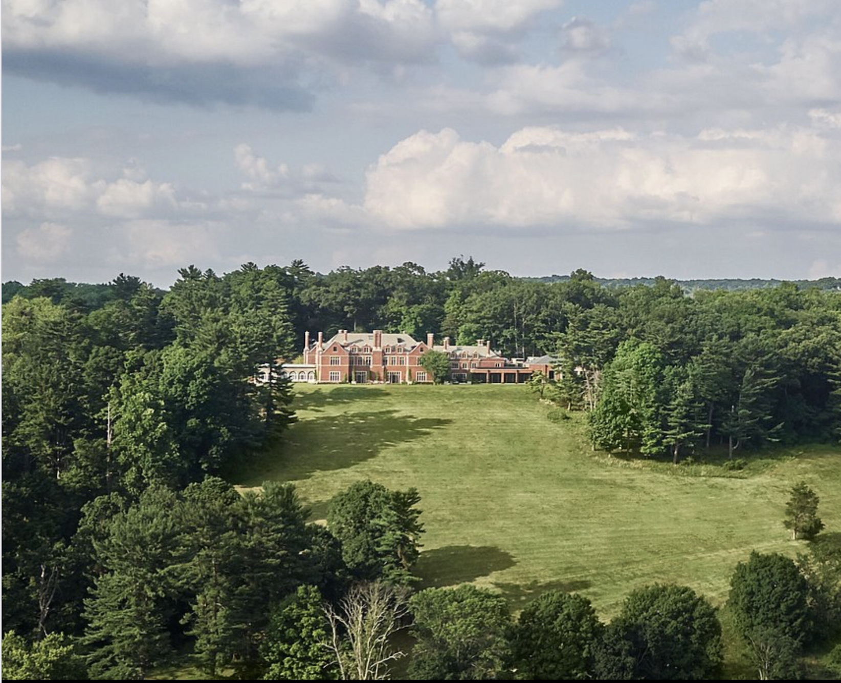The Wedding Website of Erin Lustbader and Tyler Russell