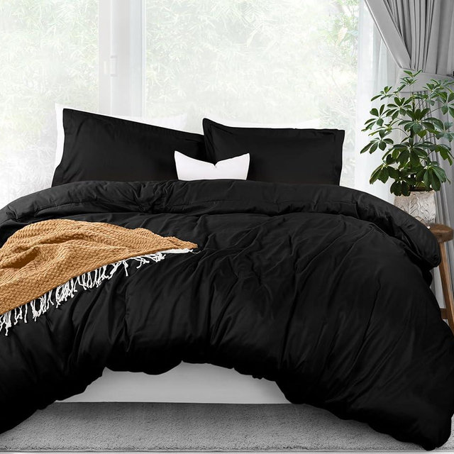 Utopia Bedding Duvet Cover Cal King Size - 1 Duvet Cover with 2 Pillow Shams - 3 Piece Bedding Duvet Cover with Zipper Closure - Soft Brushed Microfiber, 104 X 98 Inches (Cal King, Black)