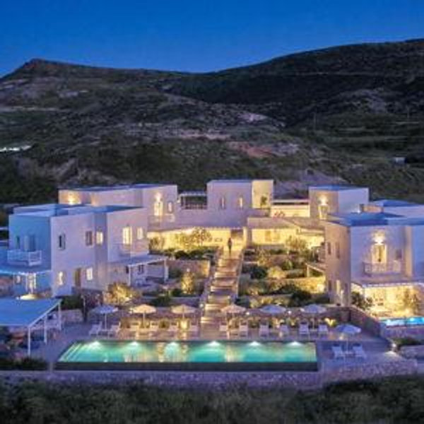 4 Nights in Milos