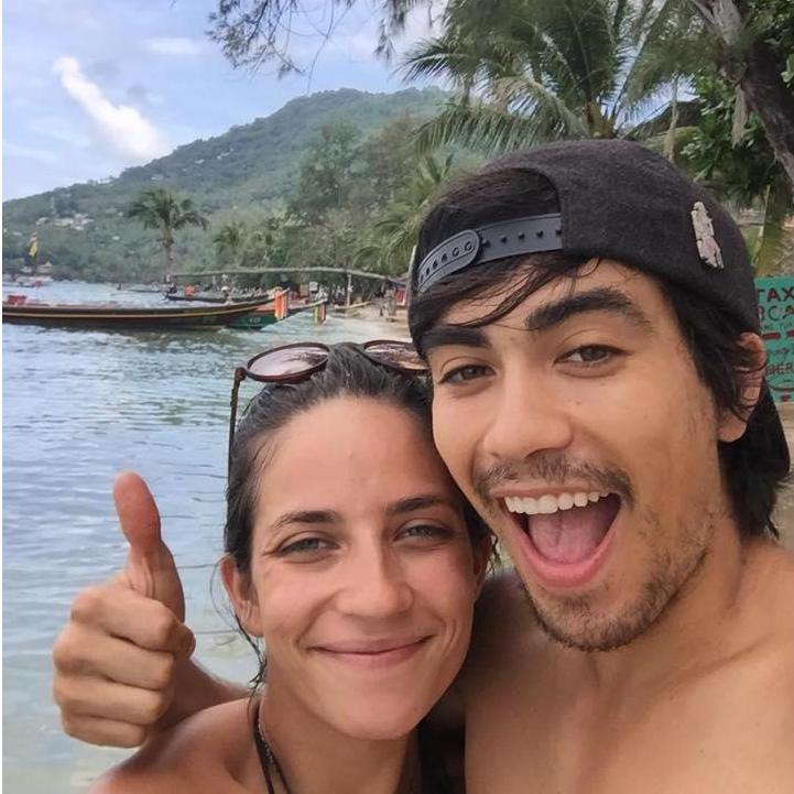thumbs up in koh samui