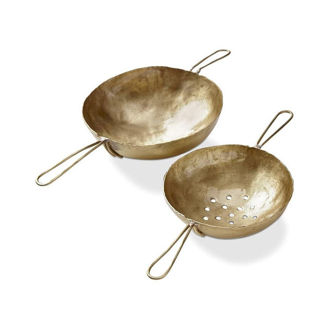 TAG Tea Strainer & Saucer Set Brass Gold