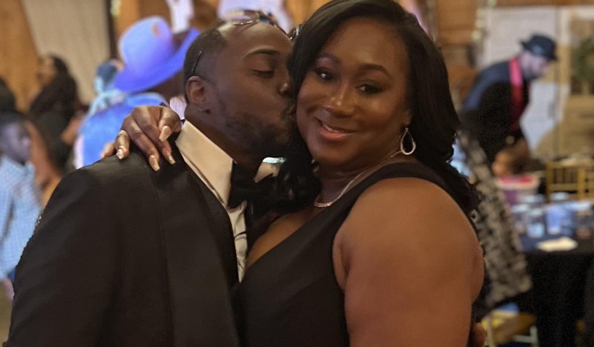The Wedding Website of Calissa Goldsmith and Lonnie Mack
