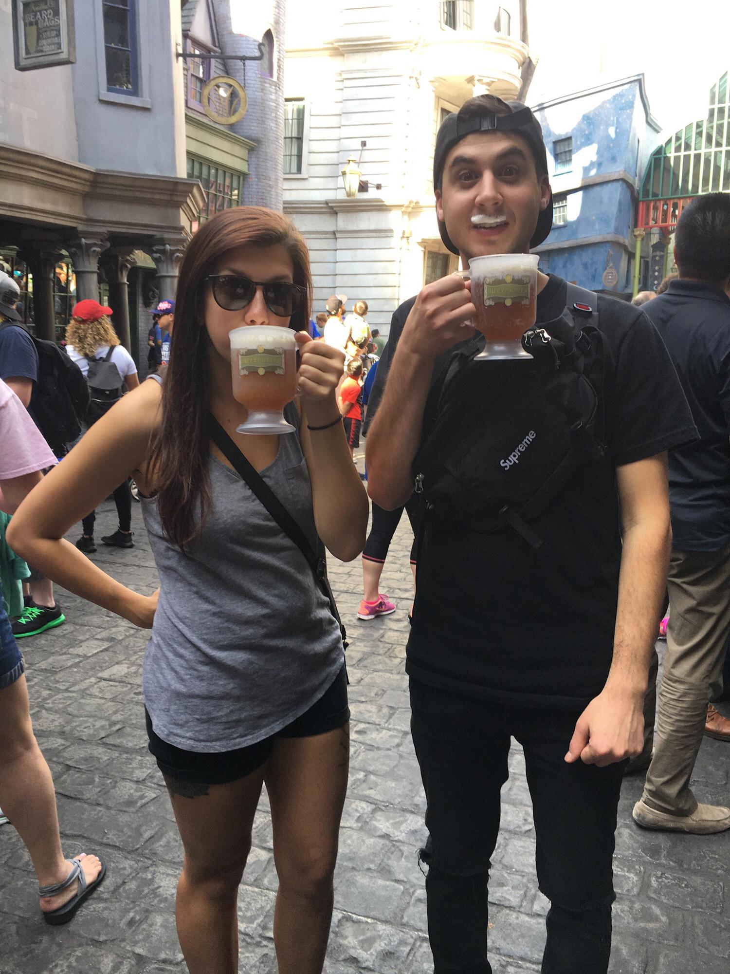 Butterbeer in Harry Potter World!