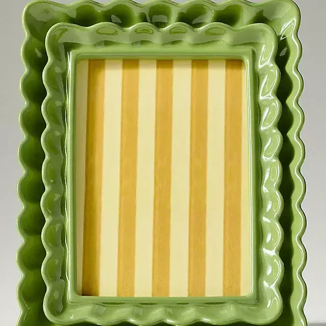 Philippa Scalloped Picture Frame