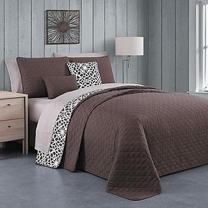 Avondale Manor Brady Reversible Quilt Set