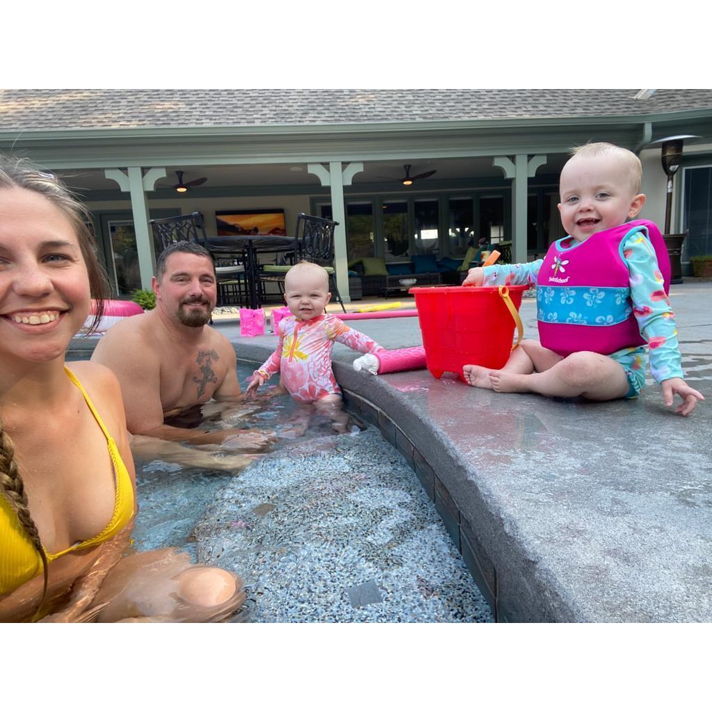 Family pool time!