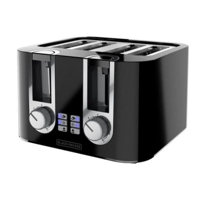 BLACK+DECKER 4-Slice Toaster, 7 Toast Shades, Removable Crumb Tray, Illuminated Bagel, Frozen and Cancel Functions