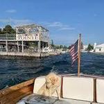 The Pointe Bar & Grill