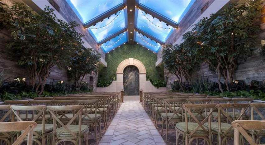 The Wedding Website of Charlotte Parise and Eric Morris