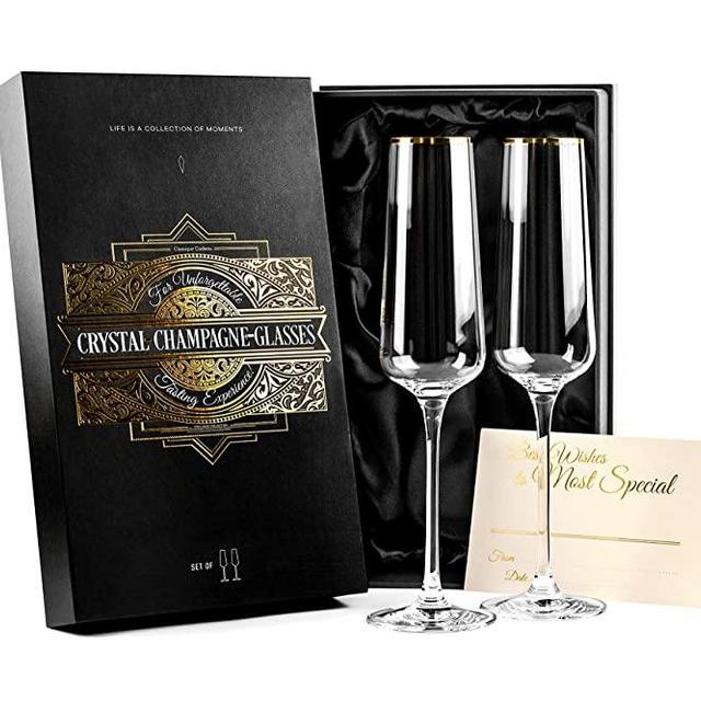 Crystal Champagne Gift Glasses | Set of 2 | Gold Rimmed Square Toasting Flutes for Bride and Groom, Wedding, Anniversary, Birthday | Elegant Long Stemmed Glassware for Sparkling Wine, Mimosa, Prosecco