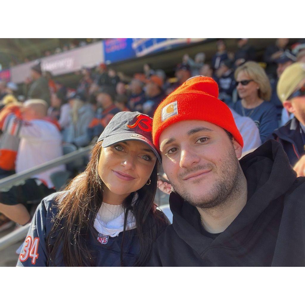Watching the bears lose at solider field! - November 2022