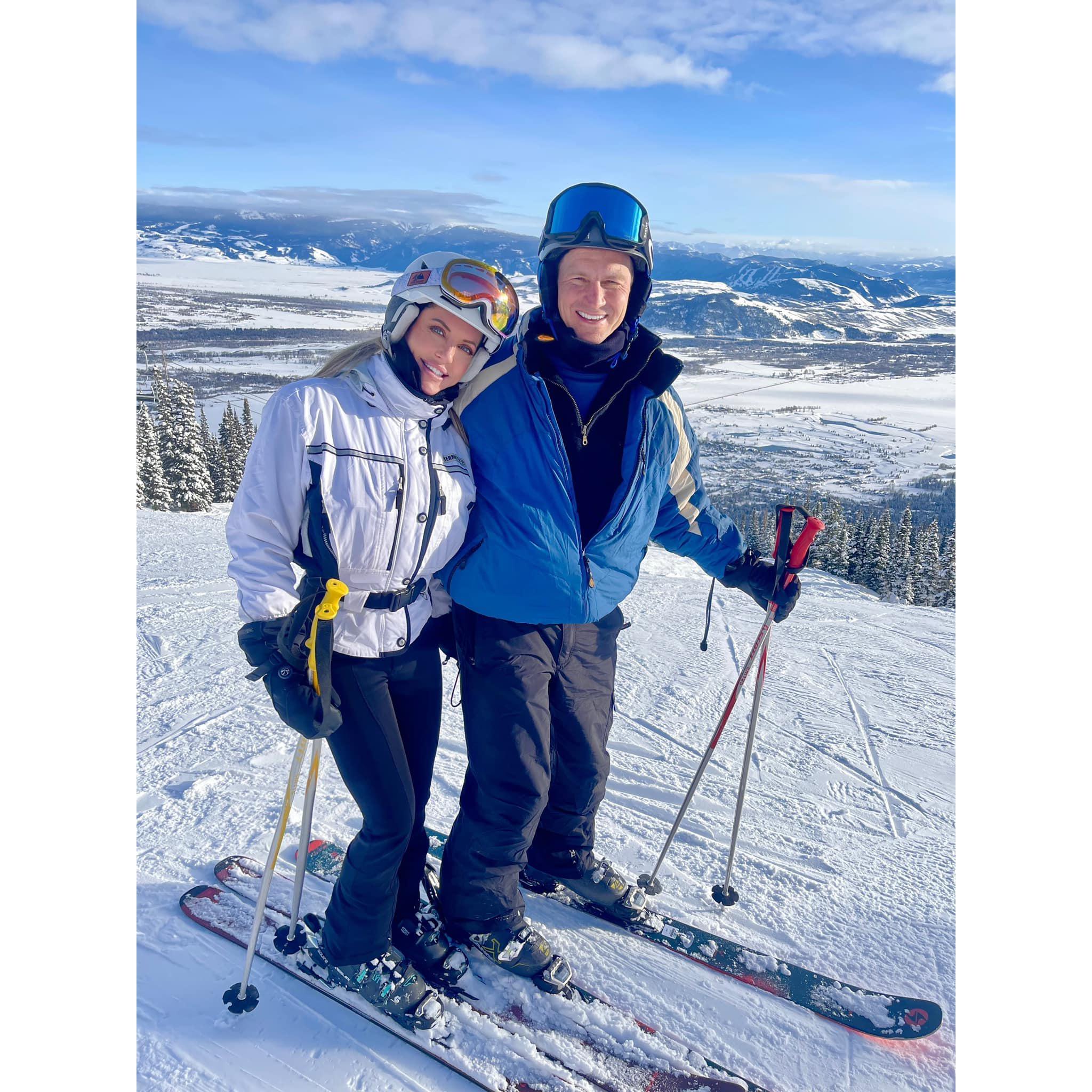 Hello from Jackson Hole.. 🏔 Conquering so much more together!