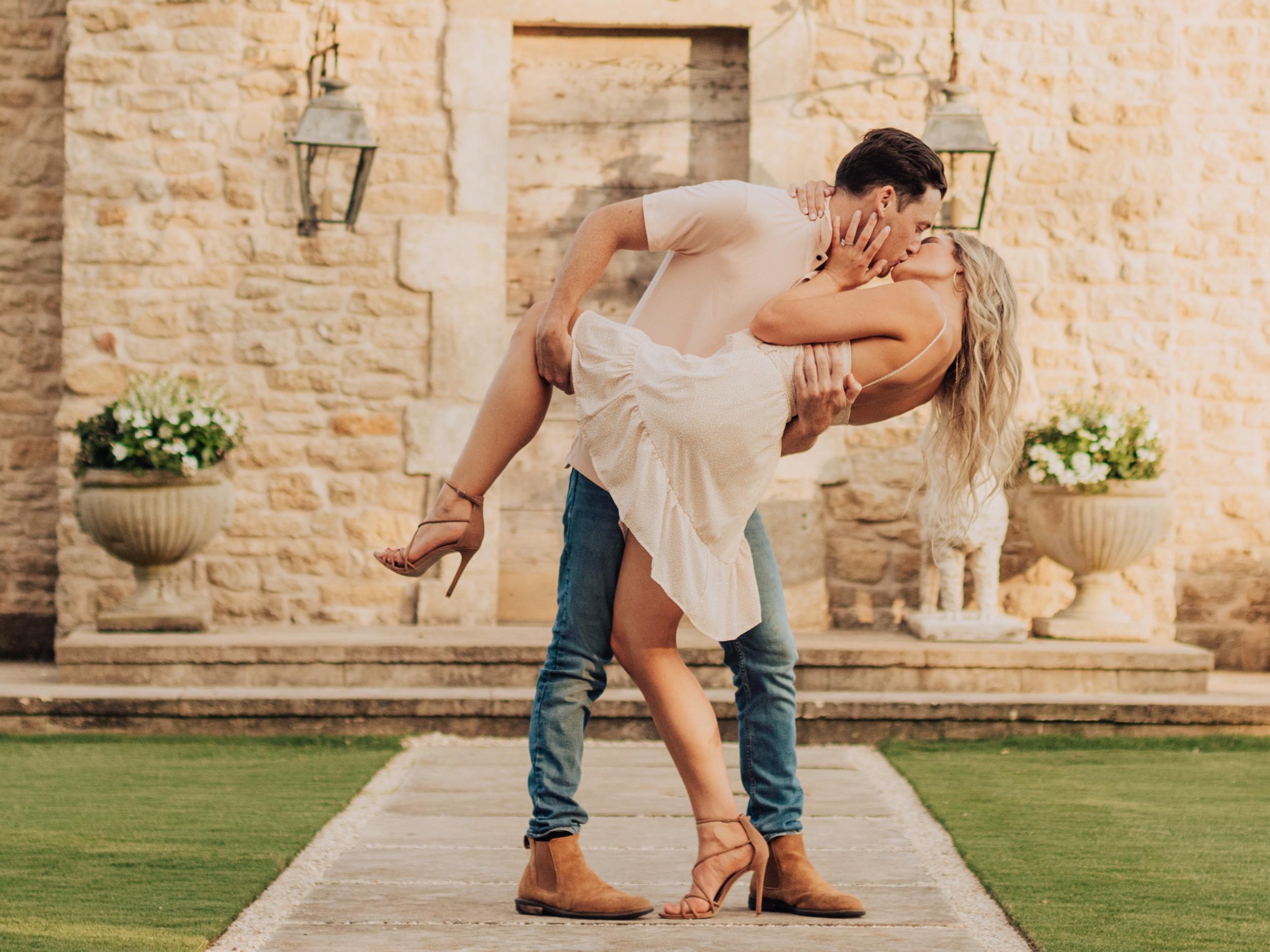 The Wedding Website of Kathryn Newton and Russell Lovett