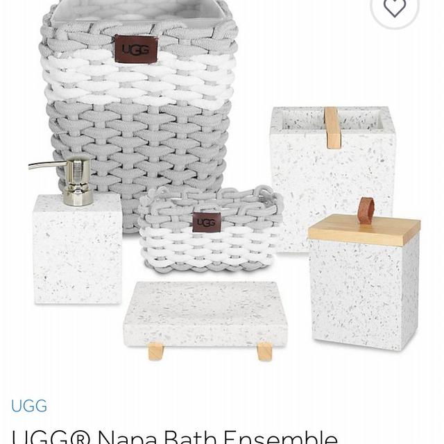 Bed Bath & Beyond
