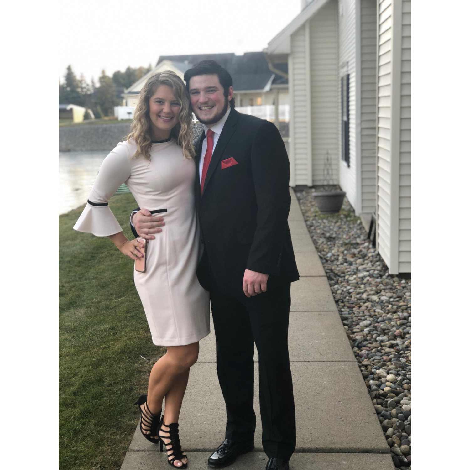 We spent 2.5 years doing long distance while Elle was in Toledo, OH for medical school and Jon was working Waltham, MA.