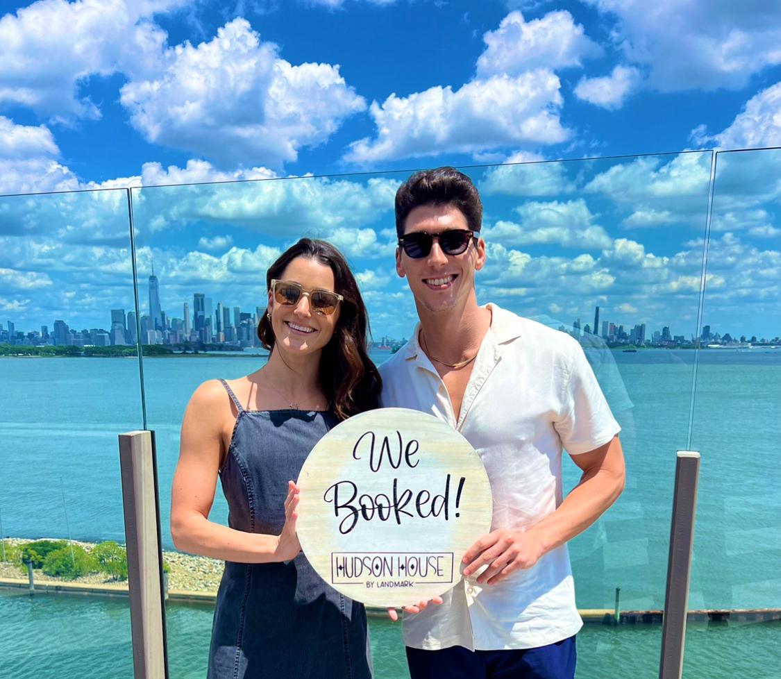 The Wedding Website of Alexa De Barr and Kenny Corrigan