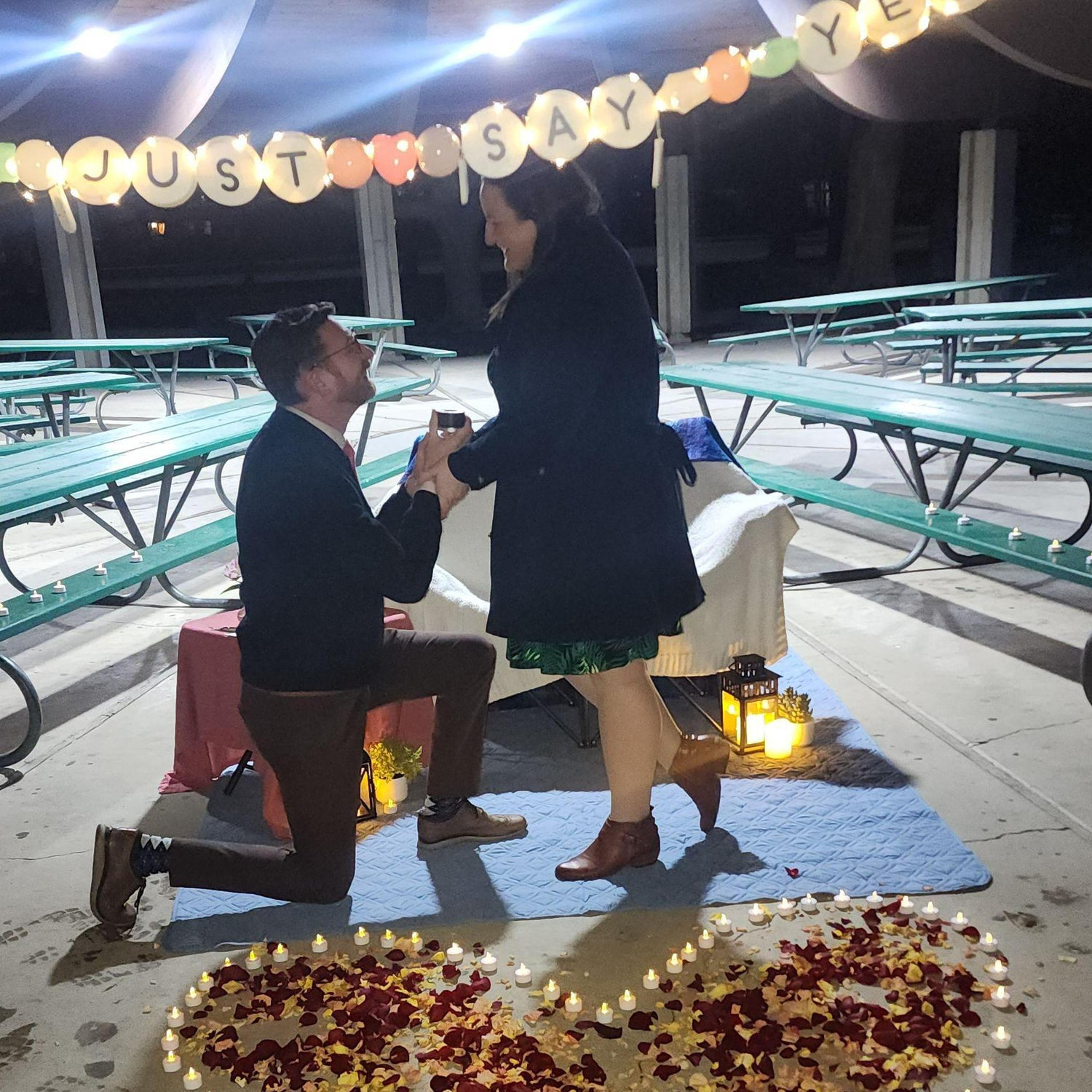 It's a love story, baby just say "yes!"