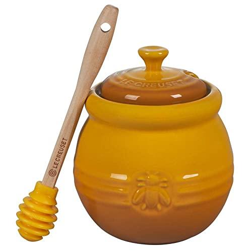 Le Creuset Stoneware Honey Pot with Silicone Dipper, 16 oz., Nectar
