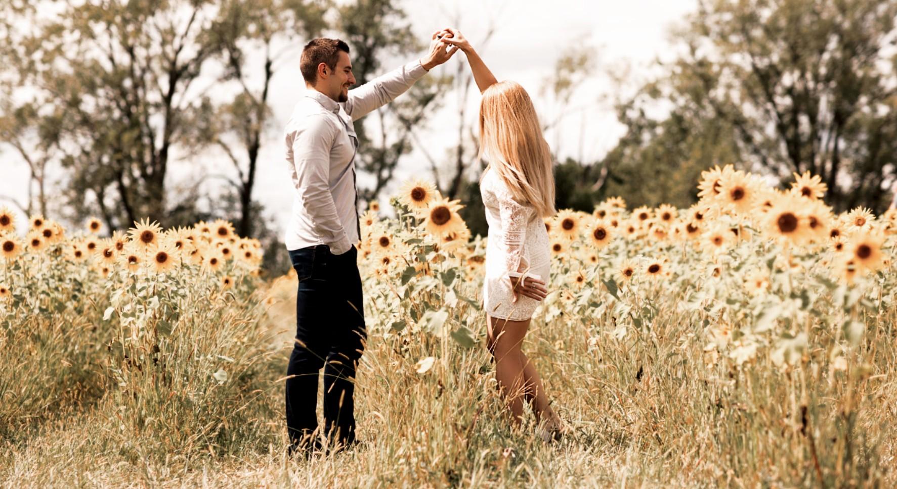 The Wedding Website of Mari Van Dyke and Michael Foley
